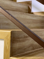  Vinylove schody bez nosu BUKOMA dub Gladstone hnedy